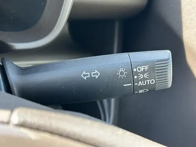 ホンダ Ｎ ＷＧＮ L 熊本県 2023(令5)年 1.6万km フィヨルドミストパール 純正SDナビ/CD/DVD/AM/FM/Bluetooth/MusicRack/SD/USB/フルセグTV/ホンダセンシング/・車線維持支援機能/・衝突軽減ブレーキ/・アダプティブクルーズコントロール/・先行車発信お知らせ機能/・路外逸脱抑制システム/・標識認識機能/バックカメラ/横滑り防止機能/盗難防止装置/エアバッグW＋サイド/カーテンエアバッグ/ステアリングスイッチ/電動格納ミラー/・ウィンカーミラー/電動パーキングブレーキ/ブレーキホールド/プッシュスタートボタン/アイドリングストップ/シートヒーター/LEDヘッドライト/・ヘッドライトレベライザー/・オートライト/スマートキー/スペアキー1本/純正フロアマット/純正ドアバイザー