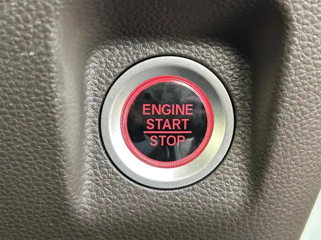 ホンダ Ｎ ＷＧＮ L 熊本県 2023(令5)年 1.6万km フィヨルドミストパール 純正SDナビ/CD/DVD/AM/FM/Bluetooth/MusicRack/SD/USB/フルセグTV/ホンダセンシング/・車線維持支援機能/・衝突軽減ブレーキ/・アダプティブクルーズコントロール/・先行車発信お知らせ機能/・路外逸脱抑制システム/・標識認識機能/バックカメラ/横滑り防止機能/盗難防止装置/エアバッグW＋サイド/カーテンエアバッグ/ステアリングスイッチ/電動格納ミラー/・ウィンカーミラー/電動パーキングブレーキ/ブレーキホールド/プッシュスタートボタン/アイドリングストップ/シートヒーター/LEDヘッドライト/・ヘッドライトレベライザー/・オートライト/スマートキー/スペアキー1本/純正フロアマット/純正ドアバイザー