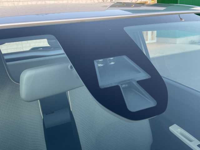 スズキ アルト F 青森県 2017(平29)年 2.1万km シルキーシルバーメタリック 4WD/レーダーブレーキサポート/オートギアシフト/純正オーディオ/CD・FM・AM/アイドリングストップ/ハロゲンヘッドライト/リモコンキー/純正フロアマット/ドアバイザー/横滑り防止装置