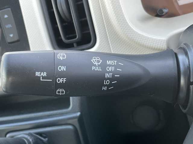 スズキ アルト F 青森県 2017(平29)年 2.1万km シルキーシルバーメタリック 4WD/レーダーブレーキサポート/オートギアシフト/純正オーディオ/CD・FM・AM/アイドリングストップ/ハロゲンヘッドライト/リモコンキー/純正フロアマット/ドアバイザー/横滑り防止装置