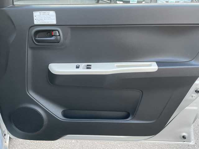 スズキ アルト F 青森県 2017(平29)年 2.1万km シルキーシルバーメタリック 4WD/レーダーブレーキサポート/オートギアシフト/純正オーディオ/CD・FM・AM/アイドリングストップ/ハロゲンヘッドライト/リモコンキー/純正フロアマット/ドアバイザー/横滑り防止装置