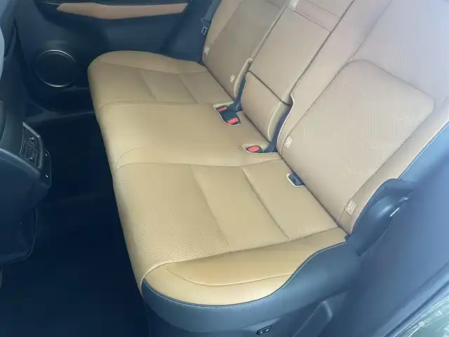 レクサス ＮＸ 300h バージョンL 兵庫県 2021(令3)年 2.2万km テレーンカーキマイカM 純正ナビ/全方位カメラ/地デジTV/Bluetooth/電動フロントシート/後席電動リクライニング/全席シートヒーター/フロントベンチレーションシート/パワーバックドア/ドライブレコーダー前後カメラ/ヘッドアップディスプレイ/USB/ACC/LKA