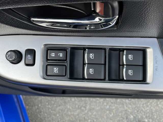 スバル ＷＲＸ ＳＴＩ STI 愛媛県 2016(平28)年 5.7万km WRブルーパール 社外ナビ（CN-RS02D）/・フルセグ/BT/CD/DVD/バックカメラ/ETC/ハーフレザーシート/ウィンカーミラー/オートライト/フォグランプ/純正18インチAW（STI）/スマートキー/プッシュスタート