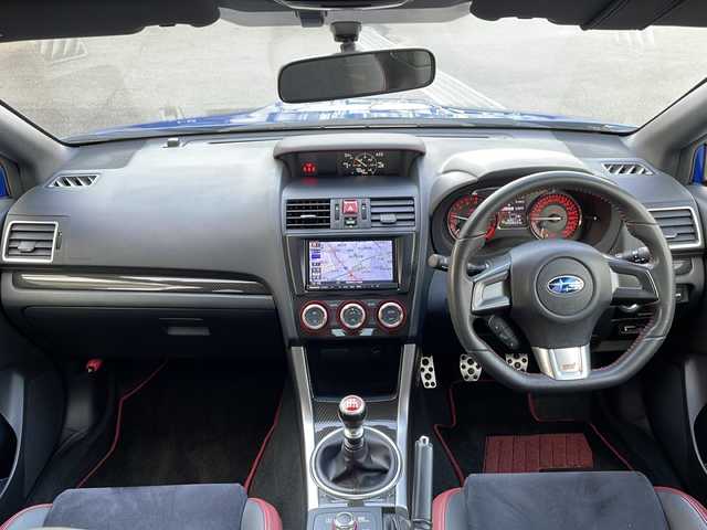 スバル ＷＲＸ ＳＴＩ STI 愛媛県 2016(平28)年 5.7万km WRブルーパール 社外ナビ（CN-RS02D）/・フルセグ/BT/CD/DVD/バックカメラ/ETC/ハーフレザーシート/ウィンカーミラー/オートライト/フォグランプ/純正18インチAW（STI）/スマートキー/プッシュスタート