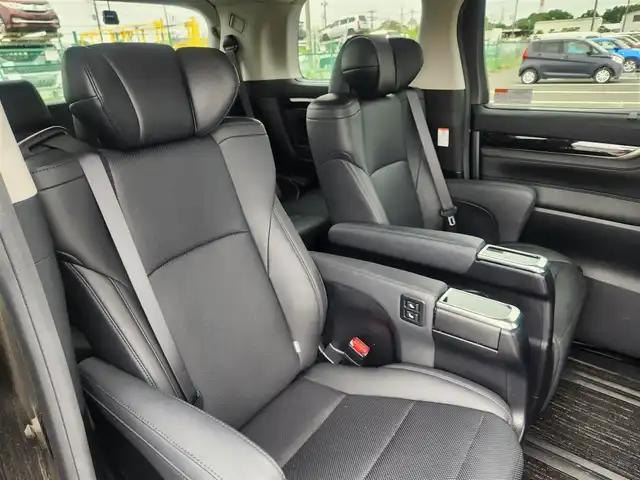 トヨタ ヴェルファイア Z Gエディション 茨城県 2020(令2)年 7.1万km ブラック 〇純正9インチディスプレイオーディオ/〇SDナビ/Tコネクト/〇バックカメラ/〇ビルトインETC/〇パワースライドドア（両側）/〇デジタルインナーミラー/〇セーフティセンス/〇レーダークルーズコントロール/〇プリクラッシュセーフティ/〇インテリジェントクリアランスソナー/〇パワーバックドア/〇LEDヘッドランプ/〇オートライト/〇LEDフロントフォグランプ/〇純正18インチアルミ/〇木目調/革巻きコンビステアリングホイール/〇前後左右独立温度調整オートエアコン/〇ブラック合皮シート/〇快適温熱シート/〇パワーシート/〇スマートエントリー/〇禁煙車