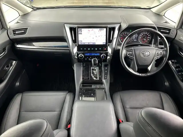 トヨタ ヴェルファイア Z Gエディション 愛知県 2020(令2)年 7.1万km ブラック 禁煙車/純正10.5インチナビ/（CD/DVD/Bluetooth/フルセグTV/AM/FM)/バックカメラ/デジタルインナーミラー/トヨタセーフティセンス/・プリクラッシュセーフティ/・レーンディパーチャーアラート/・レーダークルーズコントロール/。オートマチックハイビーム/ETC/ドライブレコーダー/オットマン/シートベンチレーション/シートヒーター/パワーシート/メモリシート/ステアリングヒーター/両側パワースライドドア/純正18インチアルミホイール/LEDヘッドライト/フロントフォグランプ/スマートキー/プッシュスタート/電動格納ミラー/横滑り防止装置/