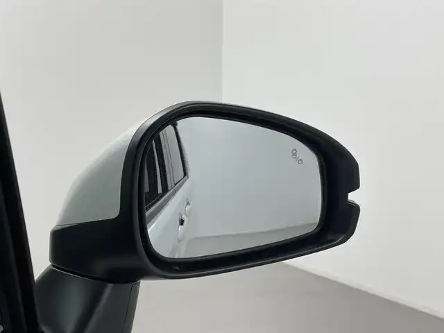 ホンダ フリード ハイブリット e:HEV AIR EX 埼玉県 2025(令7)年 0.3万km プラチナホワイトパール ワンオーナー/11.4インチ純正メモリナビ/・フルセグTV/・CD/DVD再生/・Bluetooth接続/・AppleCarPlay/・AndroidAuto/ホンダセンシング/・衝突軽減ブレーキ/・踏み間違い衝突軽減システム/・急アクセル抑制機能/・路外逸脱抑制機能/・歩行者事故低減ステアリング/・先行車発進お知らせ機能/・標識認識機能/・ブラインドスポットインフォメーション/・オートハイビーム/・アダプティブドライビングビーム/・パーキングセンサーシステム/バックカメラ/ETC/両側パワースライドドア/前後ドライブレコーダー/3列シート/ハーフレザーシート/前席シートヒーター/LEDヘッドライト