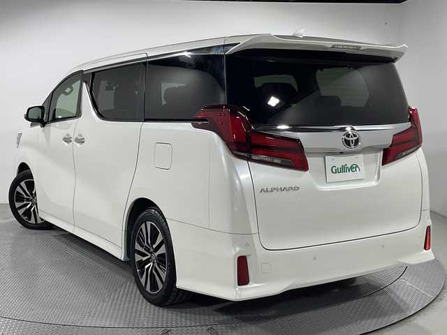 トヨタ アルファード S Cパッケージ 広島県 2019(令1)年 5.9万km ホワイトパールクリスタルシャイン ツインムーンルーフ/メーカー9型ナビ/JBLプレミアムサウンド/パノラミックビューモニター/三眼LEDヘッドランプ/デジタルインナーミラー/ブラインドスポットモニター/両側パワースライドドア/パワーバックドア/パワーシート/ポジションメモリー/シートヒーター/ベンチレーション/ステアリングヒーター/パワーオットマン/セーフティセンス/・プリクラッシュセーフティ/・レーントレーシングアシスト/・アダプティブハイビーム/・レーダークルーズコントロール/クリアランスソナー/パーキングサポートブレーキ/純正18インチAW/ETC2.0/ドライブレコーダー