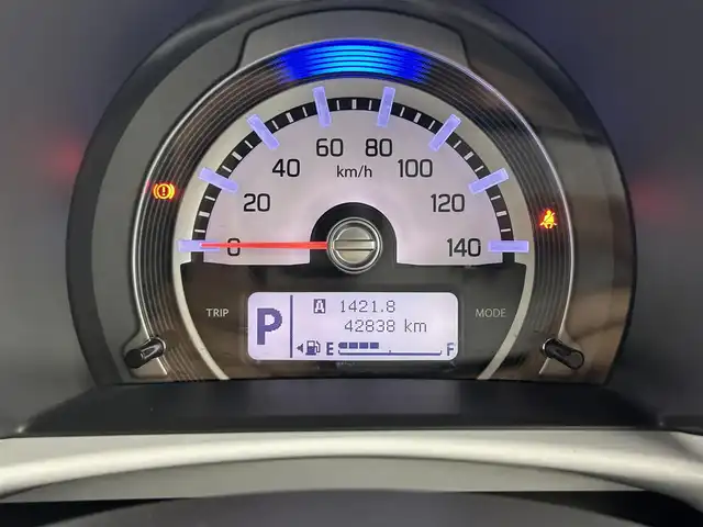 スズキ ハスラー G 岡山県 2017(平29)年 4.3万km ムーンライトバイオレットパールメタリック/ホワイト2トーンルーフ 社外7インチメモリーナビ/型番:AVIC-RZ300/【CD/DVD/ワンセグTV】/前席シートヒーター/社外ドライブレコーダー/社外LEDヘッドライト/スペアキー/ETC/プッシュスタート/衝突被害軽減システム/踏み間違い防止/アイドリングストップ/ISOFIX/チルトステアリング/シートリフター/ドアバイザー/新車保証書/取扱説明書