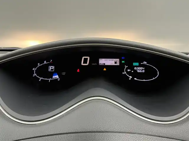 日産 セレナ ハイウェイスター S HV Vセレ 愛知県 2013(平25)年 16.4万km スーパーブラック 純正8インチSDナビ/・フルセグTV/CD/DVD/Bluetooth/アルパインフリップダウンモニター/バックカメラ/ビルドインETC/クルーズコントロール/両側パワースライドドア/レザー調シートカバー/15インチアルミホイール/サイドバイザー/フォグランプ/オートライト/純正フロアマット/スマートキー/プッシュスタート