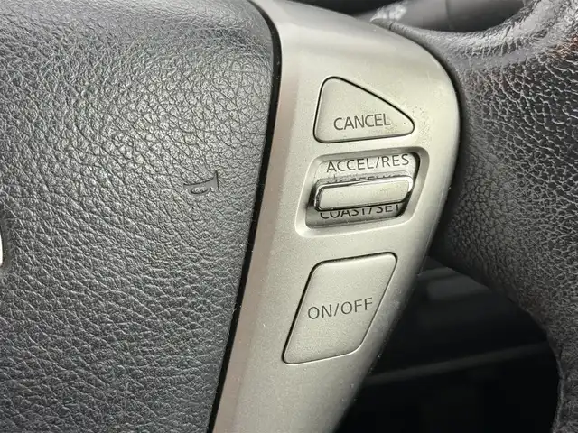 日産 セレナ ハイウェイスター S HV Vセレ 愛知県 2013(平25)年 16.4万km スーパーブラック 純正8インチSDナビ/・フルセグTV/CD/DVD/Bluetooth/アルパインフリップダウンモニター/バックカメラ/ビルドインETC/クルーズコントロール/両側パワースライドドア/レザー調シートカバー/15インチアルミホイール/サイドバイザー/フォグランプ/オートライト/純正フロアマット/スマートキー/プッシュスタート