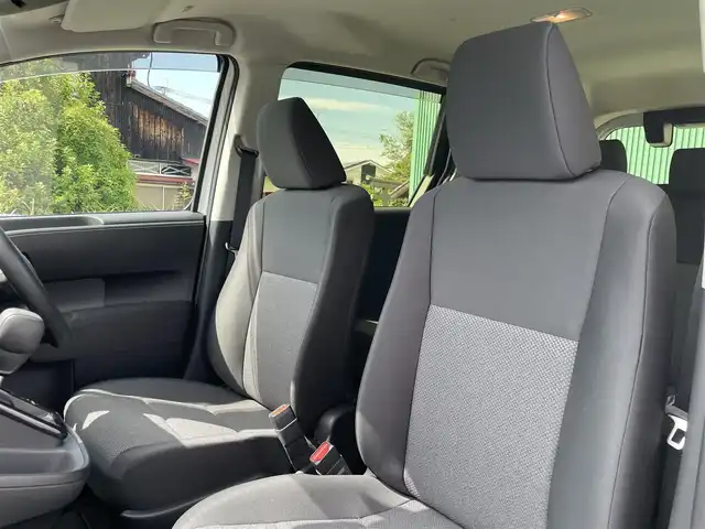 トヨタ シエンタ 福岡県 2023(令5)年 0.2万km ホワイトパールクリスタルシャイン シートヒーター/ハンドルヒーター/エンジンスタートボタン/電動パワースライドドア/バックモニター/ETC/レーンキープアシスト/オートライト/オートマチックハイビーム