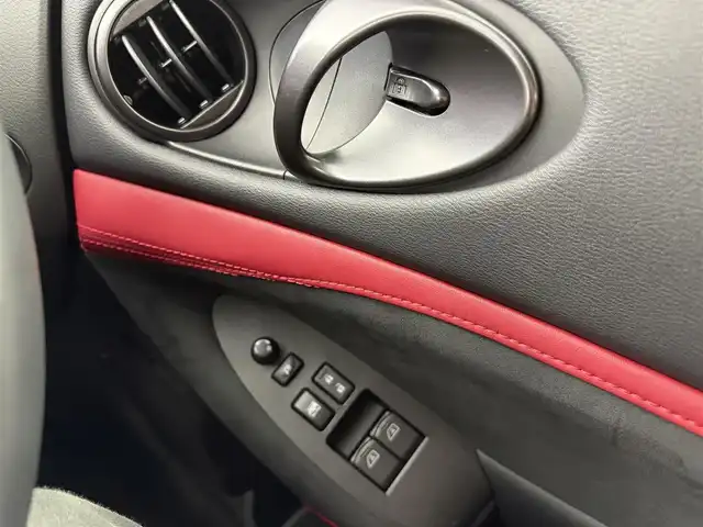 日産 フェアレディ Ｚ バージョンST 愛知県 2023(令5)年 0.6万km パールⅡ 6速MT/ターボ/純正9インチナビ/　　BT/フルセグ/バックカメラ/ビルトインETC2.0/ドライブレコーダー/革巻きステアリング/ステアリングリモコン/インテリジェントエマージェンシーブレーキ/インテリジェントクルーズコントロール/LDW/ハーフレザーシート/パワーシート/シートヒーター/ブラインドスポットモニター/純正LEDヘッドライト/リヤフォグランプ/純正19インチアルミホイール