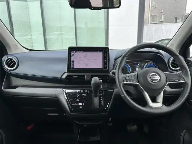 日産 デイズ ハイウェイスターX 香川県 2023(令5)年 1.1万km ブラック 純正9インチオリジナルナビゲーション/→フルセグ/Bluetooth/アラウンドビューモニター/インテリジェントエマージェンシーブレーキ/車線逸脱警報/360°セーフティアシスト/ハイビームアシスト/踏み間違い防止アシスト/標識検知機能/前後コーナーセンサー/バックカメラ連動ルームミラー/LEDヘッドライト/純正14インチアルミ/純正フロアマット/ETC2.0/革巻きステアリング/ステアリングリモコン/アイドリングストップ/プッシュスタート/キーレス