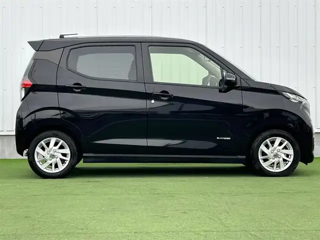 日産 デイズ ハイウェイスターX 香川県 2023(令5)年 1.1万km ブラック 純正9インチオリジナルナビゲーション/→フルセグ/Bluetooth/アラウンドビューモニター/インテリジェントエマージェンシーブレーキ/車線逸脱警報/360°セーフティアシスト/ハイビームアシスト/踏み間違い防止アシスト/標識検知機能/前後コーナーセンサー/バックカメラ連動ルームミラー/LEDヘッドライト/純正14インチアルミ/純正フロアマット/ETC2.0/革巻きステアリング/ステアリングリモコン/アイドリングストップ/プッシュスタート/キーレス
