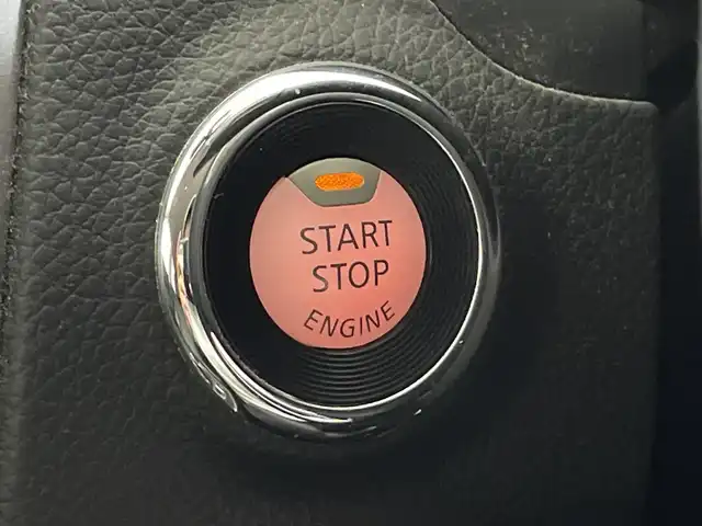 日産 ティアナ XV ナビAVMパッケージ 鹿児島県 2017(平29)年 5.8万km ブリリアントホワイトパール 純正メーカーナビ/スマートキー/クルーズコントロール/DVD/ワンセグ/CD/レザーシート/シートヒーター/ドライブレコーダー/パワーシート/純正17アルミ/前後コーナーセンサー/衝突軽減ブレーキ