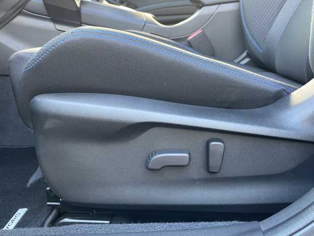 スバル レヴォーグ 1．8GT－H EX 島根県 2021(令3)年 3.2万km クリスタルホワイトP メーカーナビゲーション/フルセグ BT/レーダークルーズコントロール/パドルシフト/バックカメラ/D/N席パワーシート/シートヒーター/電子パーキング/社外前方ドライブレコーダー(ZDR-012)/AUTOライト/LEDヘッドライト/フォグライト/革巻きステアリング/ステアリングリモコン/ETC/電動格納ミラー/ウィンカーミラー/ISOFIX/ドアバイザー/純正18インチアルミホイール