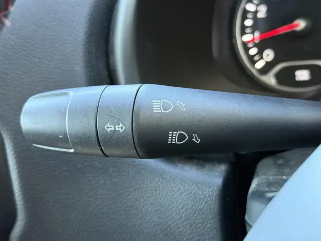 クライスラー・ジープ ジープ レネゲード トレイルホーク 静岡県 2022(令4)年 5万km グレー ワンオーナー/BSM/THULE キャリア/純正ナビ/(BT/CarPlay/フルセグ）/バックカメラ/クルーズコントロール/レーンキープアシスト/パーキングアシスト/スマートキー/ETC2.0/純正フロアマット/純正17インチアルミホイール/保証書/取説/スペアキー