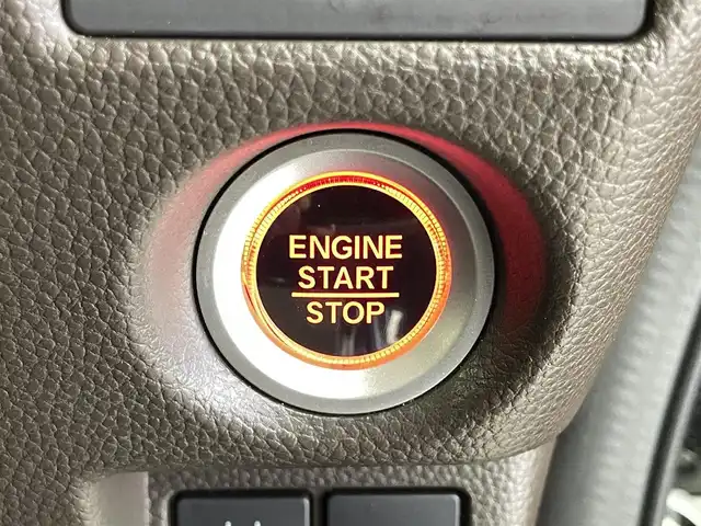 ホンダ Ｎ ＢＯＸ L 福井県 2021(令3)年 4.5万km クリスタルブラックパール 純正ディラーオプションナビ【VXM-214VFi】/CD/DVD/フルセグTV/Bluetooth/USB/SD/AUX/バックカメラ/ビルトインETC/Honda SENSING/レーンキープアシスト/クルーズコントロール/オートライト/クリアランスソナー/片側パワースライドドア/プッシュスタート/ステアリングリモコン/ステアリングチルド機構/ウィンカー・電動格納式ミラー/サイドバイザー/純正フロアマット