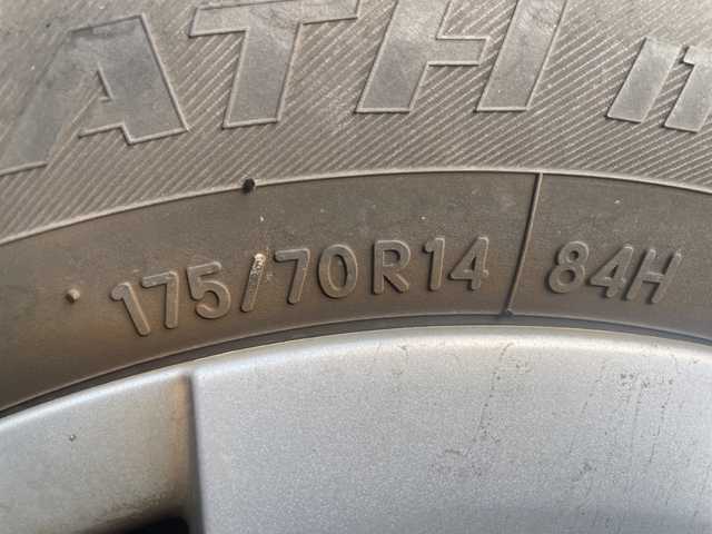 トヨタ シエンタ G 神奈川県 2013(平25)年 12.5万km マルーンブラウンマイカ 社外ナビ（AVIC-ZH0007)/フルセグ/Bluetooth/CD/DVD/USB/HDMI/片側パワースライドドア　/ＥＴＣ　　/ドアバイザー　/電動格納ミラー　/ＬＥＤヘッドライト　/純正フロアマット　/リモコンキー　/スペアキー　/ＡＢＳ　/Wエアバック　/保証書　/取扱説明書　