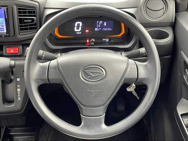 ダイハツ ミラ イース L SAⅢ 大阪府 2020(令2)年 2.9万km ホワイト 社外7型メモリナビ(KENWOOD/MDV-D207BT)/【Bluetooth/FM/AM/CD/USB/SDサーバー】/バックカメラ/スマートアシストIII/・衝突軽減ブレーキ/・衝突警報/・車線逸脱警報/・誤発進抑制機能/・先行車発進お知らせ/・前後コーナーセンサー/・オートハイビーム/ハロゲンヘッドライト/ライトレベライザー/シフトロック/シガーソケット/リモコンキー/純正フロアマット/保証書