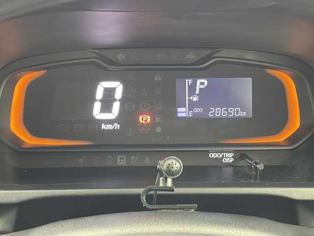 ダイハツ ミラ イース L SAⅢ 大阪府 2020(令2)年 2.9万km ホワイト 社外7型メモリナビ(KENWOOD/MDV-D207BT)/【Bluetooth/FM/AM/CD/USB/SDサーバー】/バックカメラ/スマートアシストIII/・衝突軽減ブレーキ/・衝突警報/・車線逸脱警報/・誤発進抑制機能/・先行車発進お知らせ/・前後コーナーセンサー/・オートハイビーム/ハロゲンヘッドライト/ライトレベライザー/シフトロック/シガーソケット/リモコンキー/純正フロアマット/保証書