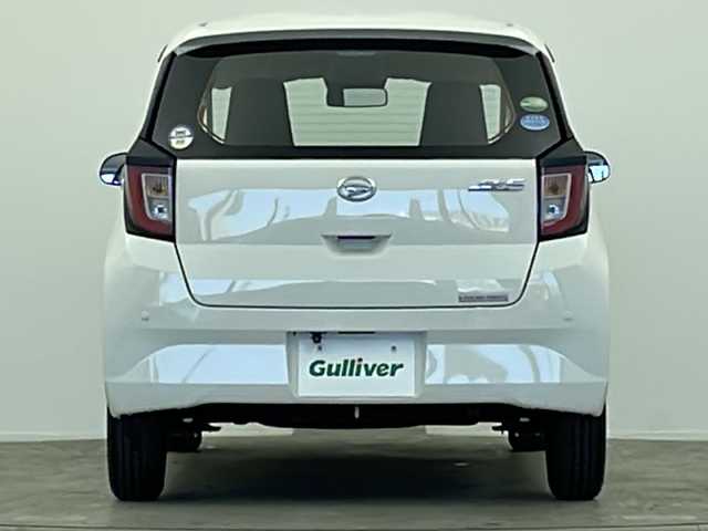 ダイハツ ミラ イース L SAⅢ 大阪府 2020(令2)年 2.9万km ホワイト 社外7型メモリナビ(KENWOOD/MDV-D207BT)/【Bluetooth/FM/AM/CD/USB/SDサーバー】/バックカメラ/スマートアシストIII/・衝突軽減ブレーキ/・衝突警報/・車線逸脱警報/・誤発進抑制機能/・先行車発進お知らせ/・前後コーナーセンサー/・オートハイビーム/ハロゲンヘッドライト/ライトレベライザー/シフトロック/シガーソケット/リモコンキー/純正フロアマット/保証書