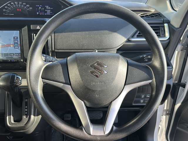 スズキ ソリオ G 香川県 2022(令4)年 4.9万km ピュアホワイトP 純正ナビ（フルセグTV/CD/DVD/BT）/バックカメラ/デジタルインナーミラー/両側スライドドア/コーナーセンサー/オートライト/ビルトインＥＴＣ/4WD