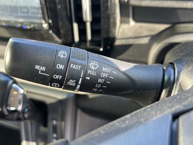 スズキ ソリオ G 香川県 2022(令4)年 4.9万km ピュアホワイトP 純正ナビ（フルセグTV/CD/DVD/BT）/バックカメラ/デジタルインナーミラー/両側スライドドア/コーナーセンサー/オートライト/ビルトインＥＴＣ/4WD