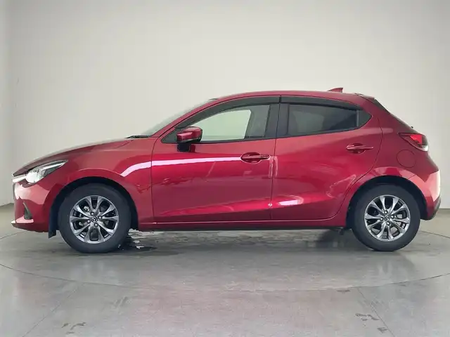 マツダ デミオ 13S ツーリング Lパッケージ 愛知県 2018(平30)年 4.7万km ソウルレッドクリスタルM 純正ナビ　フルセグＴＶ　バックカメラ　ハーフレザー白革　シートヒーター　パーキングセンサー　ＢＳＭ　ＨＵＤ　衝突軽減　車線逸脱　ＬＥＤオートライト　Ｂｌｕｅｔｏｏｔｈ　ＤＶＤ　ＵＳＢ　ＡＵＸ　禁煙車