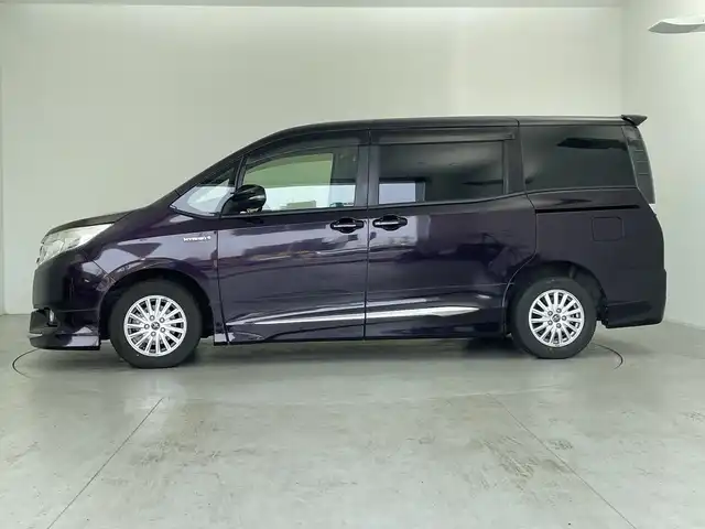 トヨタ ノア ハイブリッド G 愛知県 2014(平26)年 9.7万km ボルドーマイカメタリック モデリスタエアロ/純正9型ナビ/・Bluetooth/・CD/DVD/・フルセグテレビ/・SD音楽録音/純正フリップダウンモニター/バックカメラ/両側パワースライドドア/クルーズコントロール/オートライト/前方ドライブレコーダー/ETC/LEDヘッドライト
