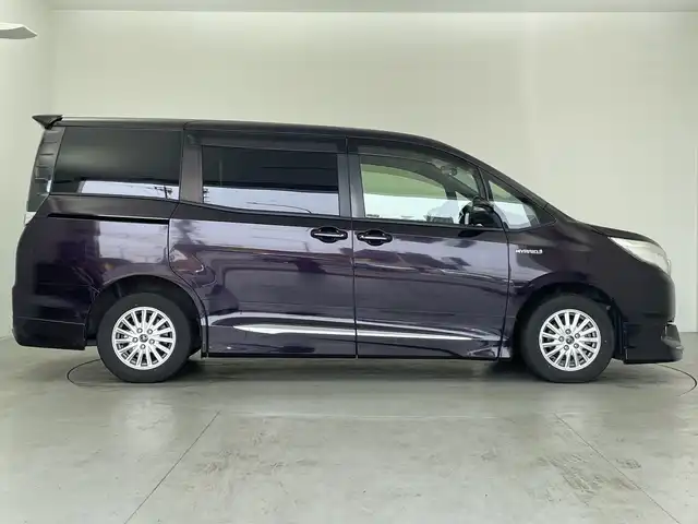 トヨタ ノア ハイブリッド G 愛知県 2014(平26)年 9.7万km ボルドーマイカメタリック モデリスタエアロ/純正9型ナビ/・Bluetooth/・CD/DVD/・フルセグテレビ/・SD音楽録音/純正フリップダウンモニター/バックカメラ/両側パワースライドドア/クルーズコントロール/オートライト/前方ドライブレコーダー/ETC/LEDヘッドライト