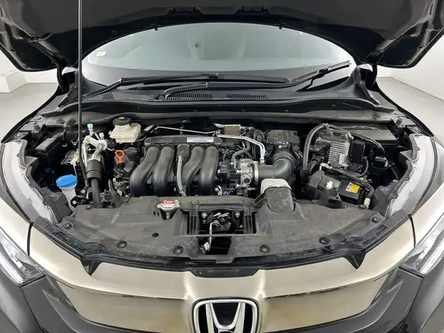 ホンダ ヴェゼル ハイブリッド Z ホンダセンシング 愛知県 2020(令2)年 3.7万km クリスタルブラックパール ワンオーナー/禁煙車/純正7インチナビ/（CD/DVD/Bluetooth/フルセグTV)/バックカメラ/ホンダセンシング/・衝突軽減ブレーキ/・レーンキープアシスト/・誤発進抑制機能/ETC/シートヒーター/ルーフレール/パドルシフト/LEDヘッドライト/純正17インチアルミホイール/スマートキー/純正フロアマット