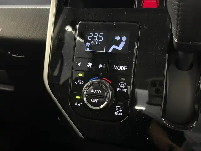 トヨタ タンク カスタムG 三重県 2020(令2)年 2.6万km ブラックマイカメタリック ガソリン/FF/インパネCVT/純正 7インチナビ NSZT-W68T/（AM/FM/CD/DVD/TV/SD/SDREC/Bluetooth）/バックガイドモニター/両側パワースライドドア/ドライブレコーダー 前後/ビルトイン ETC2.0/スマートアシスト3/・衝突警報機能（対車両・対歩行者）/・衝突回避支援ブレーキ機能（対車両・対歩行者）/・車線逸脱警報/・先行車発進告知機能/・オートハイビーム機能/・誤発進抑制制御機能（前方・後方）/・コーナーセンサー（前後）/装備/●クルーズコントロール/●オートライト/●LEDヘッドライト/●LEDフロントフォグライト/●オートエアコン/●ステアリングスイッチ/●プッシュスタート/●保/取/ナビ取/●スマートキーx2/●純正14inAW/など