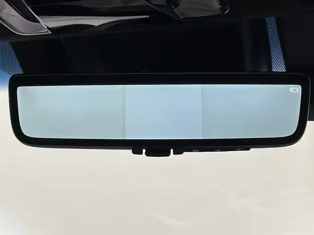トヨタ ハリアー ハイブリッド Z レザーパッケージ 愛知県 2020(令2)年 3.5万km プレシャスブラックパール 純正１２．３インチナビ/(Bluetooth/AM/FM/USB/Miracast/AUX/フルセグTV/CarPlay)/トヨタセーフティセンス　/　　-プリクラッシュセーフティ/　　-レーントレーニングアシスト/　　-レーダークルーズコントロール/　　-アダプティブハイビームシステム/　　-ロードサインアシスト/デジタルインナーミラー　/ビルトインＥＴＣ２．０　/ヘッドアップディスプレイ　/ブラインドスポットモニター/先行車発進お知らせ/クリアランスソナー/シートベンチレーション/シートヒーター　/ステアリングヒーター/メモリー機能付パワーシート/黒レザーシート/LEDヘッドライト/LEDフォグランプ