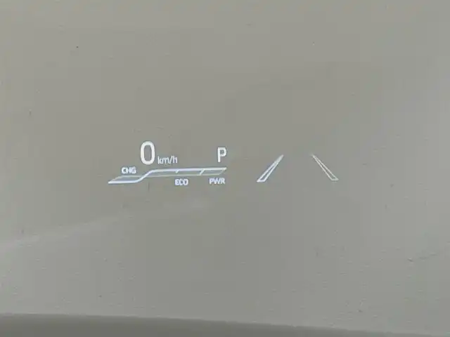 トヨタ ハリアー ハイブリッド Z レザーパッケージ 愛知県 2020(令2)年 3.5万km プレシャスブラックパール 純正１２．３インチナビ/(Bluetooth/AM/FM/USB/Miracast/AUX/フルセグTV/CarPlay)/トヨタセーフティセンス　/　　-プリクラッシュセーフティ/　　-レーントレーニングアシスト/　　-レーダークルーズコントロール/　　-アダプティブハイビームシステム/　　-ロードサインアシスト/デジタルインナーミラー　/ビルトインＥＴＣ２．０　/ヘッドアップディスプレイ　/ブラインドスポットモニター/先行車発進お知らせ/クリアランスソナー/シートベンチレーション/シートヒーター　/ステアリングヒーター/メモリー機能付パワーシート/黒レザーシート/LEDヘッドライト/LEDフォグランプ
