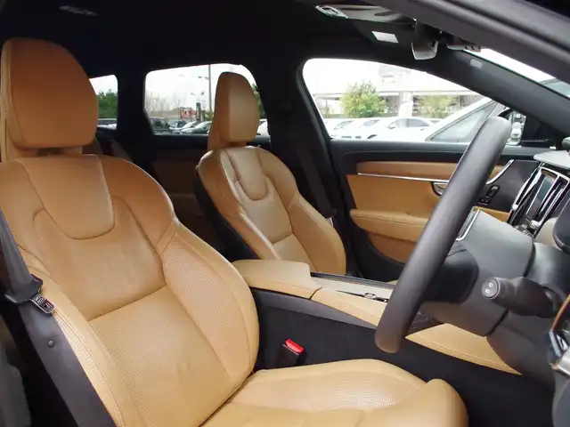 ボルボ Ｖ９０ D4 インスクリプション 埼玉県 2020(令2)年 4万km 黒 キャメルレザーシート /アダプティブクルーズコントロール /全周囲カメラ /ヘッドアップディスプレイ /ブラインドスポットモニター /Pセンサー /CarPlay /harman/cardon/純正ナビ /シートHI /ベンチレーション /電動リアゲート