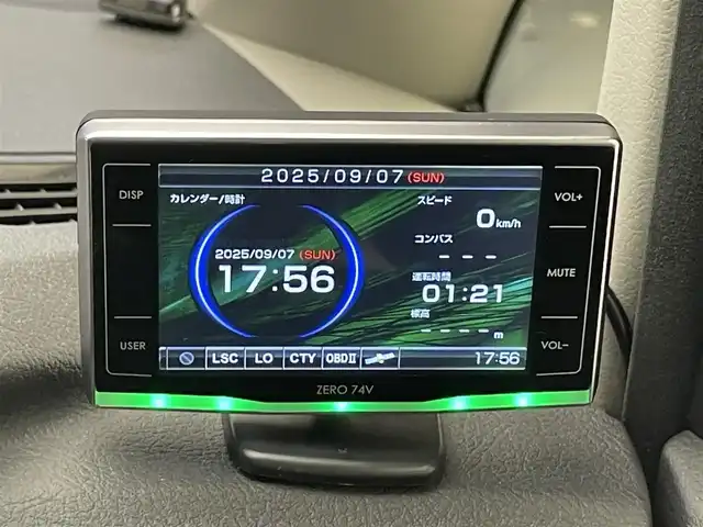 トヨタ ヴェルファイア 2．4Z 愛知県 2014(平26)年 7.5万km ホワイトパールクリスタルシャイン 純正９型ナビ　純正後席モニター　禁煙車　フルセグＴＶ　ＤＶＤ　両側パワスラ　ＷＥＤＳ１７インチＡＷ　コーナーセンサー　ＥＴＣ　バックカメラ　オットマン HIDヘッドライト　オートライト　フォグランプ