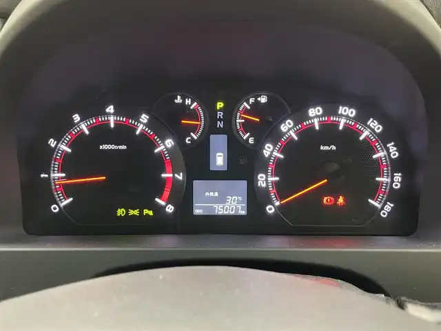 トヨタ ヴェルファイア 2．4Z 愛知県 2014(平26)年 7.5万km ホワイトパールクリスタルシャイン 純正９型ナビ　純正後席モニター　禁煙車　フルセグＴＶ　ＤＶＤ　両側パワスラ　ＷＥＤＳ１７インチＡＷ　コーナーセンサー　ＥＴＣ　バックカメラ　オットマン HIDヘッドライト　オートライト　フォグランプ