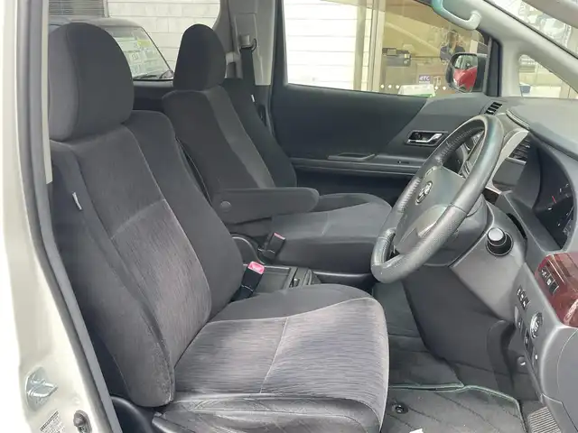 トヨタ ヴェルファイア 2．4Z 愛知県 2014(平26)年 7.5万km ホワイトパールクリスタルシャイン 【(株)IDOMが運営する【じしゃロン豊川店】の自社ローン対象車両になります。こちらは現金ご利用時の価格です。自社ローンご希望の方は別途その旨お申付け下さい。】/純正９型ナビ　純正後席モニター　禁煙車　フルセグＴＶ　ＤＶＤ　両側パワスラ　ＷＥＤＳ１７インチＡＷ　コーナーセンサー　ＥＴＣ　バックカメラ　オットマン HIDヘッドライト　オートライト　フォグランプ