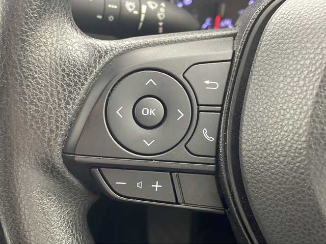 トヨタ ＲＡＶ４ X 兵庫県 2019(令1)年 6.2万km ホワイトパールクリスタルシャイン ・TRDエアロ（F.S.R）/・Toyota Safety Sense/・プリクラッシュセーフティ/・レーントレーシングアシスト/・レーダークルーズコントロール（全車速追従機能付）/・オートマチックハイビーム/・ロードサインアシスト/・先行車発進告知機能/・インテリジェントクリアランスソナー/・オートマチックハイビーム/・純正9インチナビ＆フルセグ＆BT＆DVD/・バックカメラ/・スマートキー/・プッシュスタート/・ビルトインETC/・前後ドライブレコーダー/・純正17インチアルミホイール/・電動パーキング/・オートブレーキホールド/・3灯式LEDヘッドランプ（オートレベリング機能付）＋LEDクリアランスランプ＋LEDデイライト/・フロントフォグランプ/・防眩インナーミラー /・純正フロアマット/・オートライト/・MTモード付AT/・ルーフレール