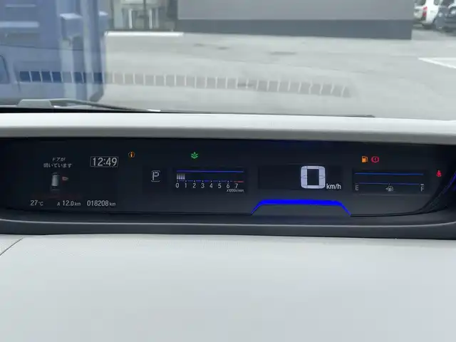 ホンダ フリード＋ G 滋賀県 2024(令6)年 1.9万km プラチナホワイトパール 純正9インチナビ/【Bluetooth/CD/DVD/フルセグTV/HDMI/Apple CarPlay】/バックカメラ/衝突軽減ブレーキ/追従クルーズコントロール/レーンキープアシスト/両側パワースライドドア/LEDヘッドライト/オートライト/D/Nシートヒーター/前後ドライブレコーダー/ビルトインETC/ドアバイザー/後席サンシェード/純正フロアマット/プッシュスタート/スマートキー/ステアリングリモコン