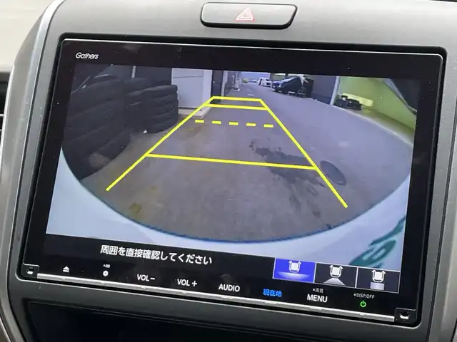 ホンダ フリード＋ G 滋賀県 2024(令6)年 1.9万km プラチナホワイトパール 純正9インチナビ/【Bluetooth/CD/DVD/フルセグTV/HDMI/Apple CarPlay】/バックカメラ/衝突軽減ブレーキ/追従クルーズコントロール/レーンキープアシスト/両側パワースライドドア/LEDヘッドライト/オートライト/D/Nシートヒーター/前後ドライブレコーダー/ビルトインETC/ドアバイザー/後席サンシェード/純正フロアマット/プッシュスタート/スマートキー/ステアリングリモコン