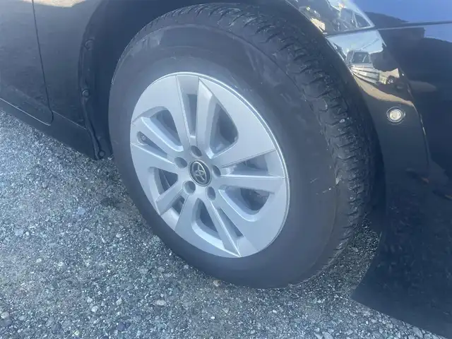 トヨタ プリウス Sセーフティプラス 福岡県 2018(平30)年 3.4万km アティチュードブラックマイカ