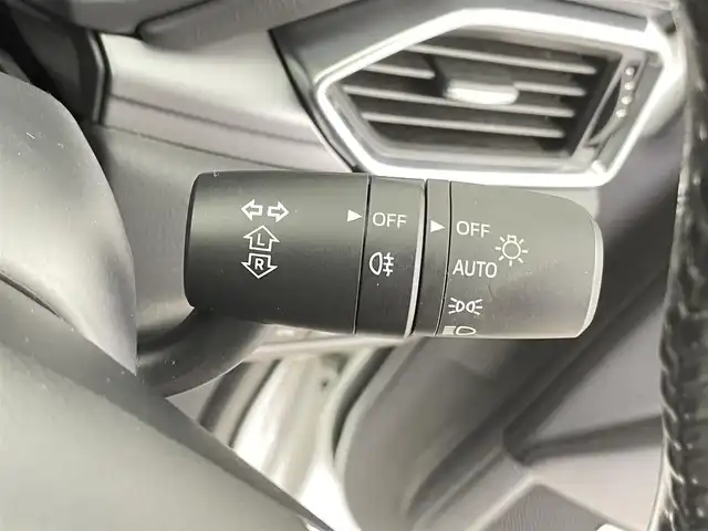 マツダ ＣＸ－５ XD プロアクティブ 千葉県 2018(平30)年 6.6万km スノーフレイクホワイトパールマイカ i-ACTIVSENSE/・スマートブレーキサポート/・ブラインドスポットモニタリング/・レーンキープアシスト/・交通標識認識システム/マツダコネクト7インチディスプレイ/CD DVD USB BT フルセグ/BOSEサウンドシステム/全方位カメラ/レーダークルーズコントロール/LEDオートライト/純正19インチアルミホイール/パーキングスイッチ/ブレーキホールド/プッシュスタート/スマートキー/ETC/ドライビングポジションサポートパッケージ/・パワーシート/・シートヒーター/・ステアリングヒーター