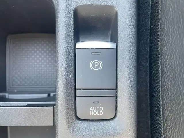 日産 キックス X 熊本県 2021(令3)年 4.3万km ブリリアントホワイトパール/ピュアブラック 2トーン 純正ナビ/・AM/FM/CD/DVD/BT/USB/・アラウンドビューモニター/・フルセグTV/プロパイロット/エマージェンシーブレーキ/側方支援/ふらつき警報/オートマチックハイビーム/IMPULエアロ/リアスポイラー/ドライブレコーダー/ハーフレザーシート/前席シートヒーター/ルーフレール/ETC/デジタルインナーミラー/革巻きステアリング/ステアリングスイッチ/ステアリングヒーター/電動パーキングブレーキ/オートホールドブレーキ/LEDヘッドライト/純正フロアマット/社外アルミホイール/ドアバイザー