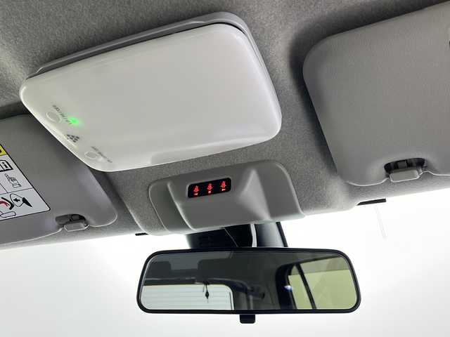 トヨタ パッソ モーダ　S 道央・札幌 2016(平28)年 7.4万km ダークエメラルドマイカ ・4WD/・ワンオーナー/・寒冷地仕様/・社外ナビ&BT&CD&DVD&BD&USB&iPod&SD/・バックカメラ/・D席シートヒーター/・衝突被害軽減ブレーキ/・横滑り防止装置/・アイドリングストップ/・nanoe/・純正フロアマット/・ステアリングスイッチ/・LEDヘッドライト/・オートライト/・スマートキー/・純正エンジンスターター/・純正AW冬タイヤ積込/・保証書/・取扱説明書