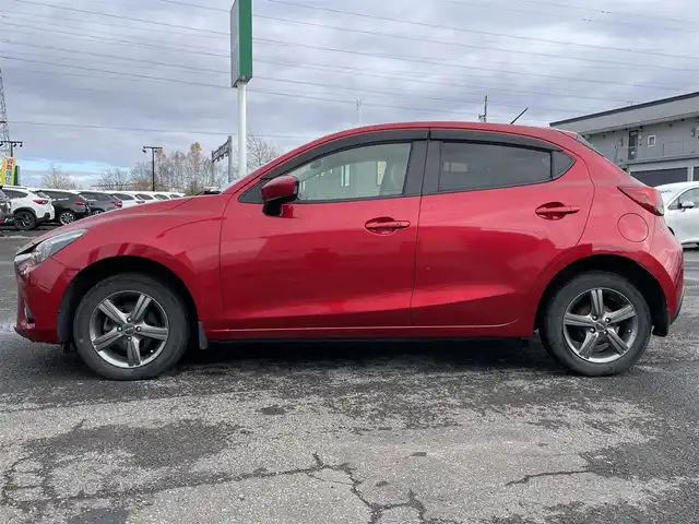 マツダ デミオ XD ツーリング Lパッケージ 道央・札幌 2014(平26)年 12.3万km ソウルレッドプレミアムメタリック ４WD/純正メモリーナビ/AM/FM/BT/CD/DVD/フルセグ/衝突被害軽減ブレーキ/横滑り防止装置/クルーズコントロール/ビルトインETC/アイドリングストップ/ハーフレザーシート/革巻きステアリング/ステアリングリモコン/パドルシフト/MTモード付AT/プッシュスタート/スマートキー/LEDヘッドライト/オートライト/フォグランプ/電動格納ミラー/ウィンカーミラー/純正フロアマット/ドアバイザー/スペアキー