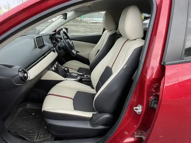 マツダ デミオ XD ツーリング Lパッケージ 道央・札幌 2014(平26)年 12.3万km ソウルレッドプレミアムメタリック ４WD/純正メモリーナビ/AM/FM/BT/CD/DVD/フルセグ/衝突被害軽減ブレーキ/横滑り防止装置/クルーズコントロール/ビルトインETC/アイドリングストップ/ハーフレザーシート/革巻きステアリング/ステアリングリモコン/パドルシフト/MTモード付AT/プッシュスタート/スマートキー/LEDヘッドライト/オートライト/フォグランプ/電動格納ミラー/ウィンカーミラー/純正フロアマット/ドアバイザー/スペアキー