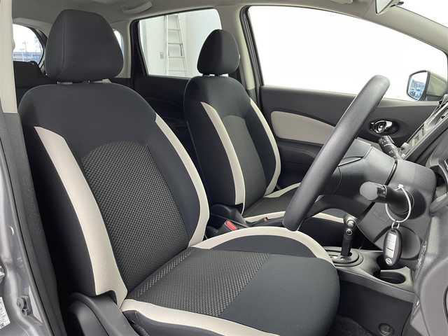 日産 ノート X FOUR 宮城県 2020(令2)年 4.4万km ダークメタルグレー ４WD/純正オーディオ/CD/AUX/AM/FM/衝突軽減ブレーキ/プッシュスタート/スマートキー/オートライト/ライトレベライザー/コーナーセンサー/レーンキープアシスト/ウィンカー・電動格納式ミラー/ステアリングチルド機構/純正フロアマット